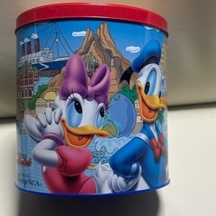 ディズニー チョコクランチ（缶）LLサイズ の画像
