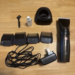 充電式のB+バリカン　通電確認済みの画像