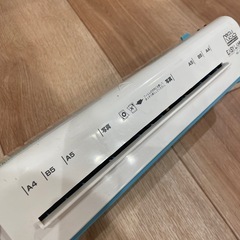 A4サイズ　ラミネーターの画像