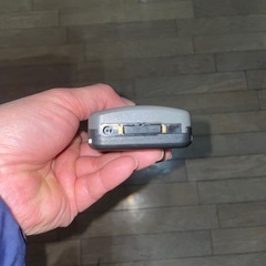 1996年に発売されていた携帯電話になります。の画像