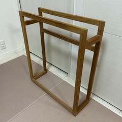 タオルハンガー　木　無垢材の画像