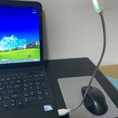 デスクライトの画像