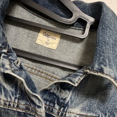 美品GAPデニムジャケット　mサイズの画像