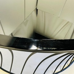 ラウンドテーブルセンター テーブル黒ガラス天板おしゃれの画像