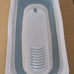 ポータブルバスタブ 折りたたみ 浴槽 バスタブ SPA TPE PP 浸漬式 家庭用 保温蓋つき 水風呂 軽量 収納便利 設置が簡単 コンパクト 簡易風呂 組み立て不要 (ブルー,142x60x58cm) の画像