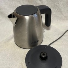 Delonghi電気ケトルの画像