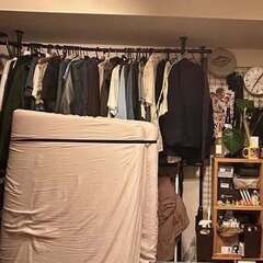 突っ張り棒　服　ラックの画像