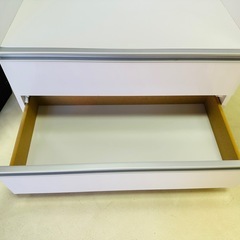 1台でスッキリハンガーラック 扉付きの画像