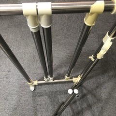 室内物干し　キャスターつき　中古の画像