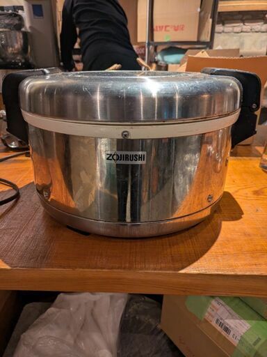 最終お値下げしました！！※2025/1/31午前中受取まで！象印業務用炊飯器（保温のみ）