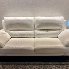 大塚家具　レザーソファーの画像