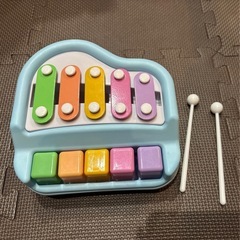 ピアノ 鉄琴 おもちゃ