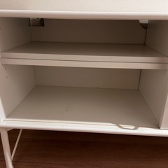 イケア IKEAキャビネット、テレビ台、ラックの画像