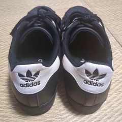 再値下げ　adidas スーパースター　27.0センチ  ブラック  ローカット  の画像