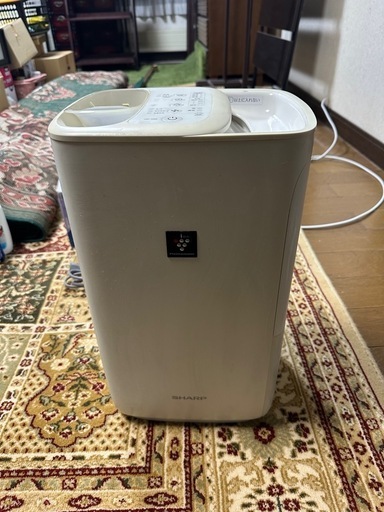 40%OFF！！SHARP 加熱気化式加湿機 HV-H55-W！札幌市内配達無料！！