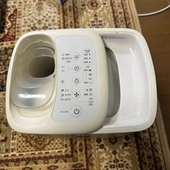 40%OFF！！SHARP 加熱気化式加湿機 HV-H55-W！札幌市内配達無料！！の画像