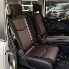 セレナ　2.0ハイウェイスター　4WD 車検→令和8年3月までの画像