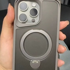 【新品未使用】iPhone15 Pro用ケースマグネットスタンド付きの画像