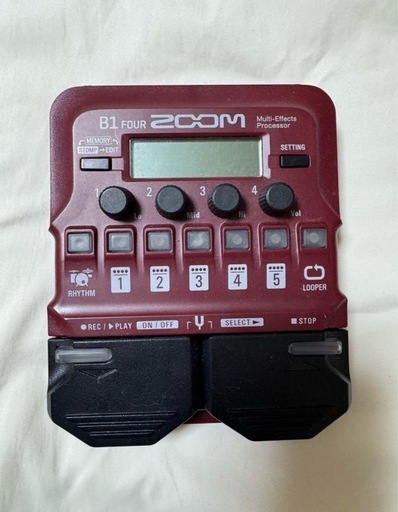 ZOOM B1 FOUR ベースマルチエフェクター