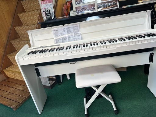 中古　電子ピアノ