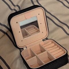 アクセサリーボックス accessory box