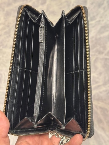 ?GUCCI☆ラウンドファスナー☆長財布☆良好中古品☆箱付き