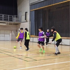 エンジョイフットサル　高円寺　2/11(火祝)15〜17 杉並第四小学校　体育館 - スポーツ