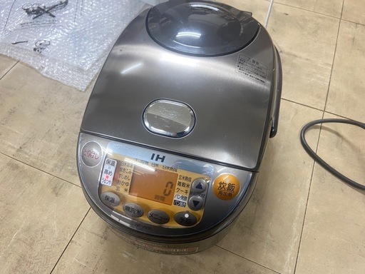 良品 NP-VN10 象印 ZOJIRUSHI IH炊飯ジャー 炊飯器 (5.5合炊き) 2016年製 通電確認済み
