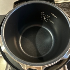 Panasonic電気圧力鍋SR-MP300 の画像