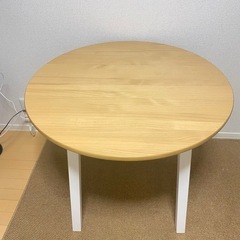 　IKEA　丸テーブルの画像