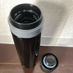 ステンレスボトル　水筒の画像