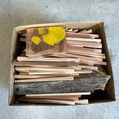 【木工屋の焚き付け端材セット】《5kg》乾燥材　バーベキュー　焚き火
