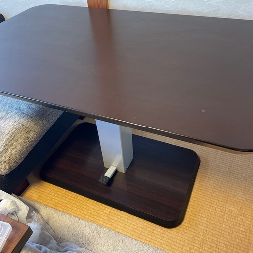 受渡し予定あり　ニトリ　ダイニングテーブル