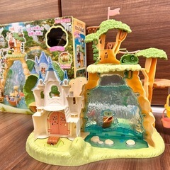 早い者勝ち！キレイ！人形付き！箱付き⭐️シルバニアファミリー　ひみつの森の大きな滝　　の画像