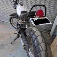 tw225 ディスクブレーキの画像