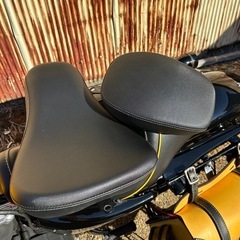 2012年XL1200x純正シート