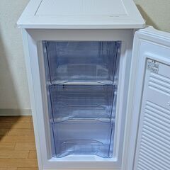 【美品】アイリスオーヤマ 冷凍庫 60L ホワイト 直冷式 IUSD-6B-W