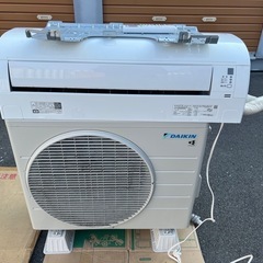 《お譲り予定者様決まりました》 DAIKIN F223ATES-W 6畳用 2023年製 ①