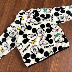 【新品】ミッキー　
フリースアウター 90㎝ の画像