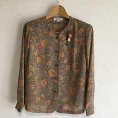 ジャケット風ブラウスの画像