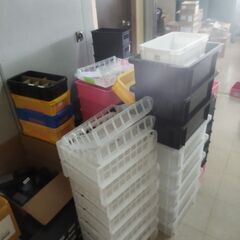 100円ショップコンテナをご活用ください。の画像