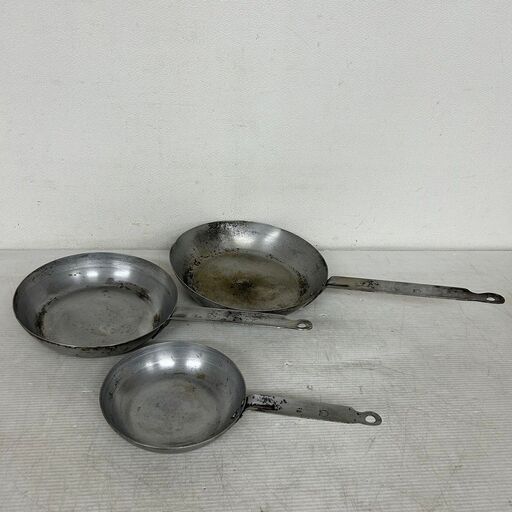 鉄製 フライパン 3個セット 18cm 24cm 28cm 業務用 厨房機器 店舗用品 調理器具 鉄フライパン 中華鍋 厨房用品 中古 まとめ売り Y0826