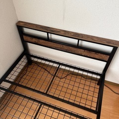 シングルサイズ ベッドフレームの画像