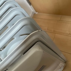 デロンギ オイルヒーターHJ0812 の画像