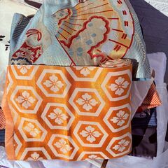 着物と帯の画像