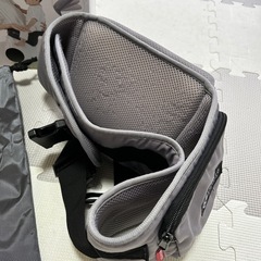 ケラッタ ヒップシート kerat HipGo 抱っこひも　ヒップゴー グレーの画像
