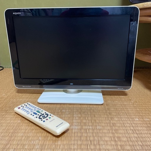 AQUOS SHARP アクオス シャープ LC-19K3   2010年製　 19インチ