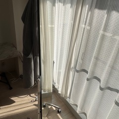 キャスター付き全身鏡の画像