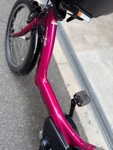 大阪府　子供乗せ　3人　ヤマハ　赤 電動アシスト自転車 チャイルドシート付き SOLD OUT】電動自転車 YAMAHA PAS babby 赤 子供乗せ 3人乗り