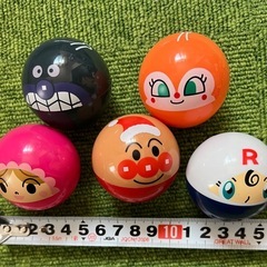 アンパンマン　カプセル　ボール